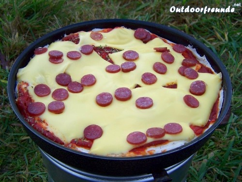 Outdoor Pizza - Salami Spezial - Schritt 10
