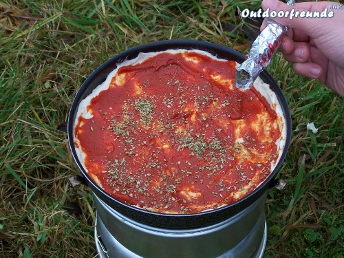 Outdoor Pizza - Salami Spezial - Schritt 7
